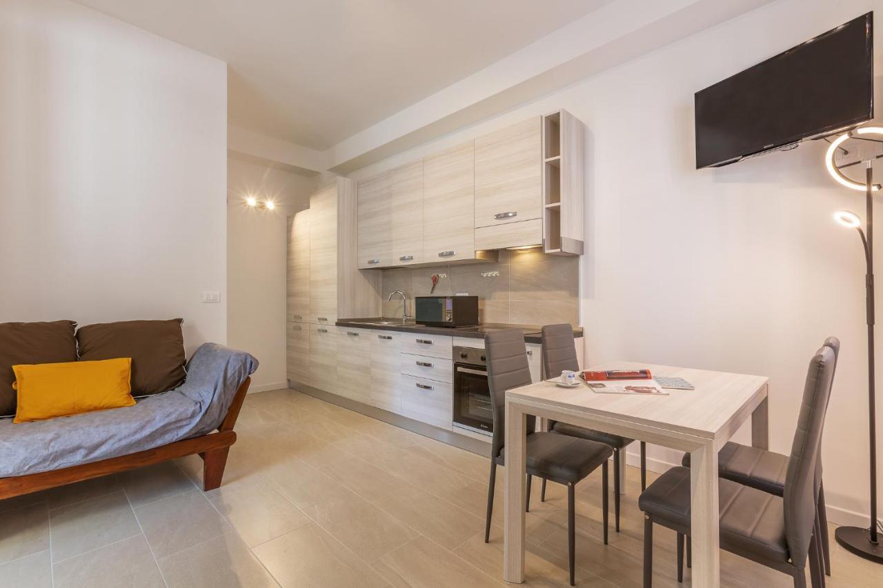 San Donato Fiere Essential Apartment W/Parking Bologne Extérieur photo