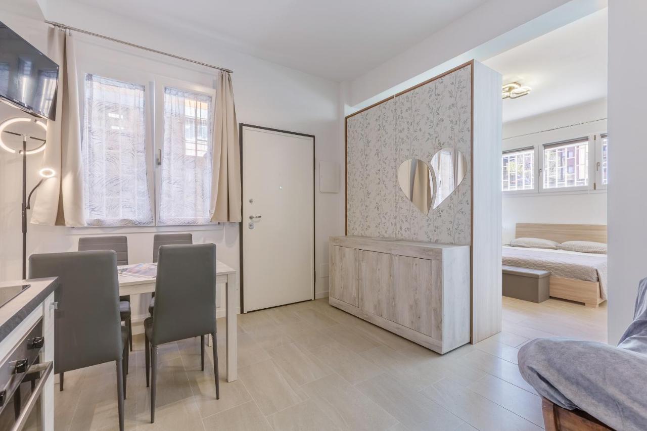 San Donato Fiere Essential Apartment W/Parking Bologne Extérieur photo
