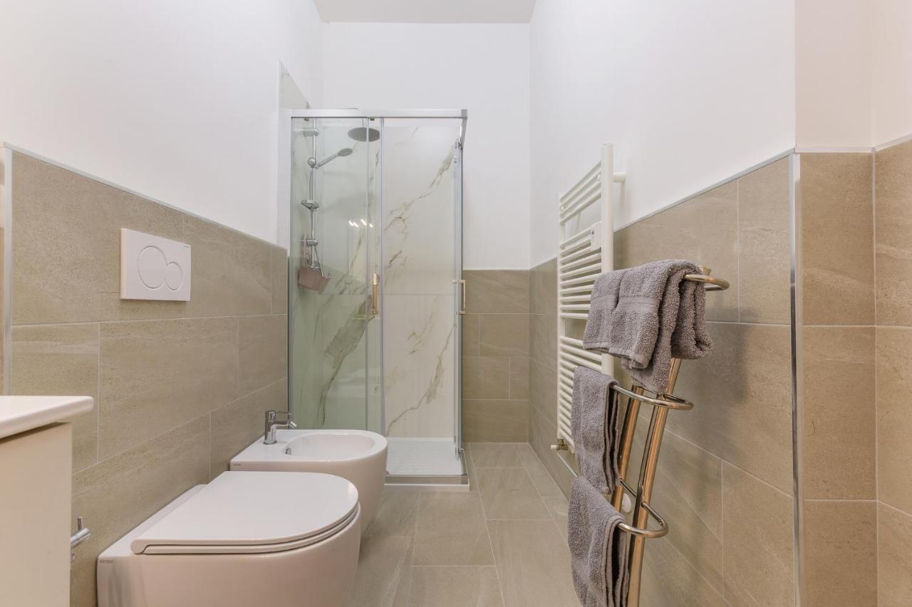 San Donato Fiere Essential Apartment W/Parking Bologne Extérieur photo