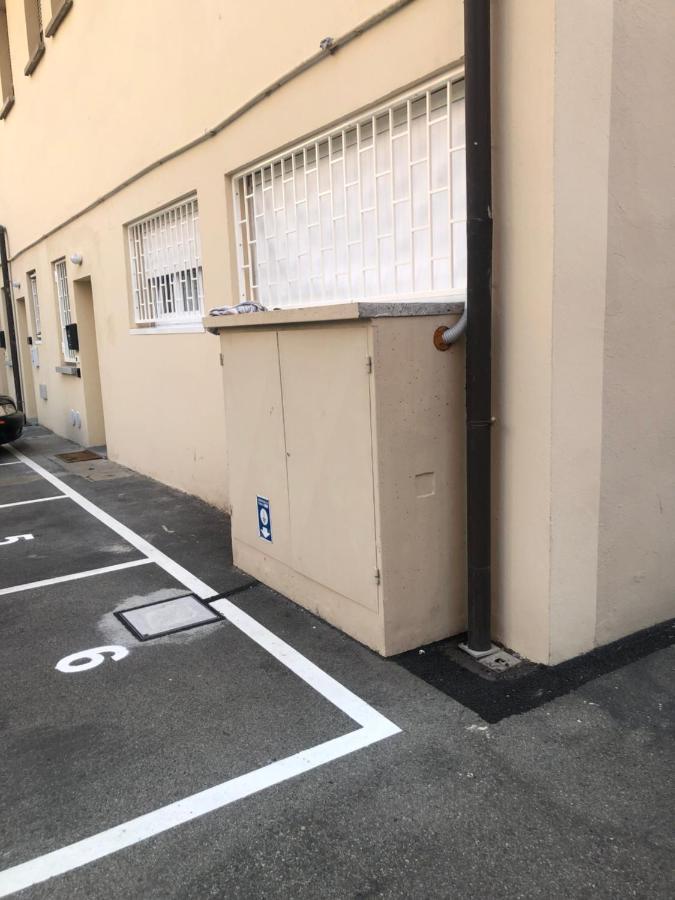 San Donato Fiere Essential Apartment W/Parking Bologne Extérieur photo